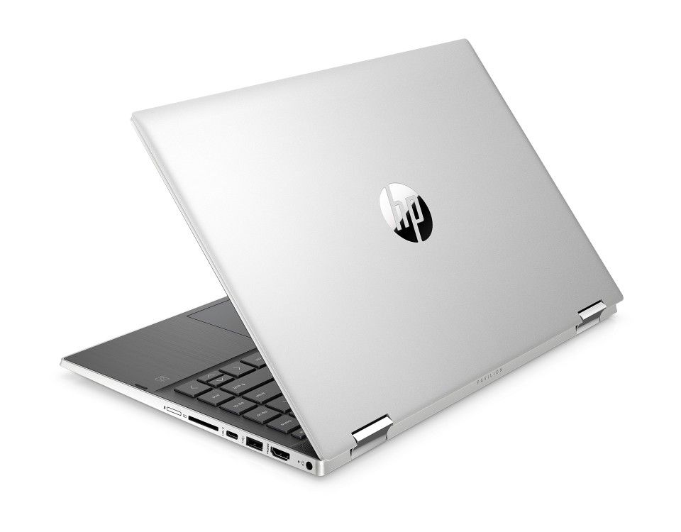 HP Pavilion Aero 13 backside closed lid view